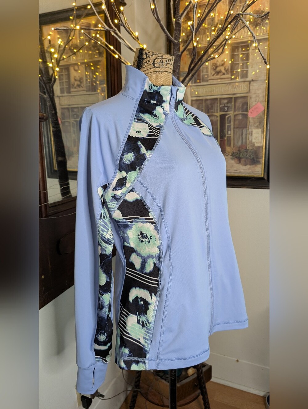 Fila Light Blue Full-Zip Jacket with Floral Accent - Picture 4 of 12